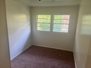 8615 Beaumont Dr in Beaumont, TX - Building Photo - Building Photo