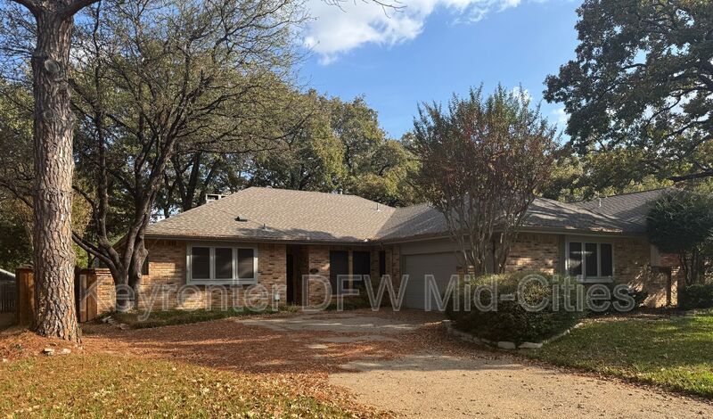 2908 Old Mill Run in Grapevine, TX - Building Photo