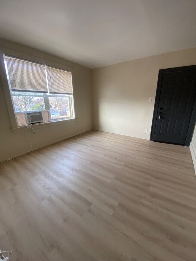 4301 Potomac St, Unit 2E in St. Louis, MO - Foto de edificio - Building Photo