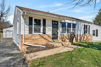 9625 Theodosia Ave in Overland, MO - Building Photo - Building Photo