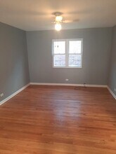 2431 W Lunt Ave in Chicago, IL - Building Photo - Building Photo