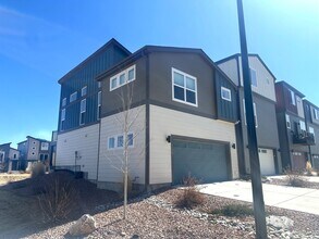 2491 Horsemanship Ct in Colorado Springs, CO - Building Photo - Building Photo