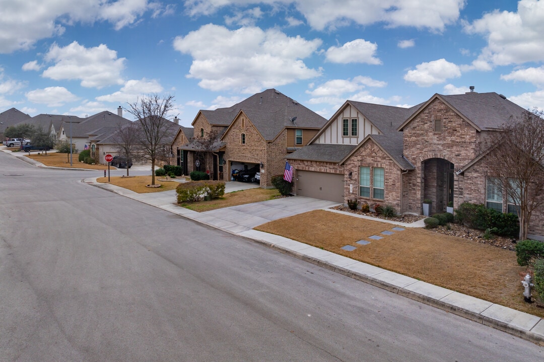 Balcones Creek '70 in Boerne, TX - Building Photo