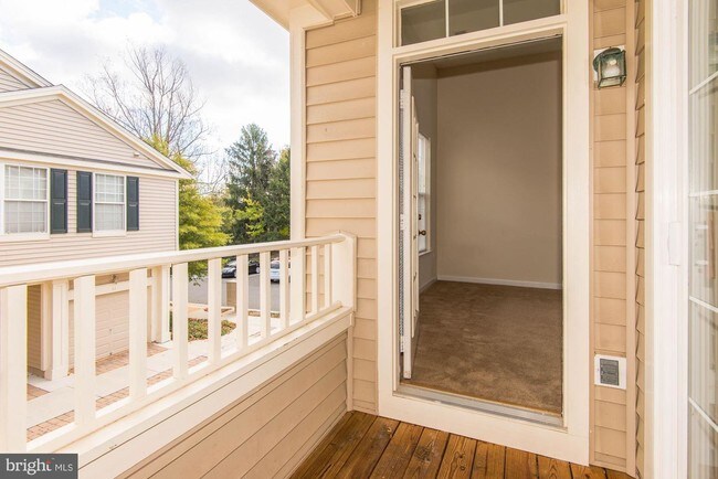 11404 Gate Hill Pl-Unit -C in Reston, VA - Building Photo - Building Photo