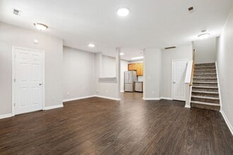 330 Gilman Ln in Raleigh, NC - Building Photo - Building Photo