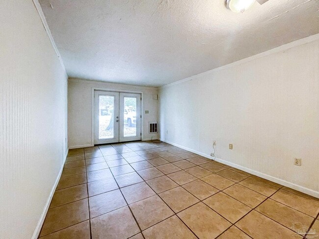 5771 Coronada Blvd in Pensacola, FL - Building Photo - Building Photo