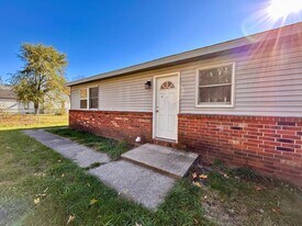 412 Catherine Ave in Muskegon, MI - Building Photo