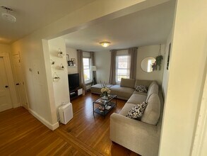 82 Dustin St in Boston, MA - Building Photo - Building Photo