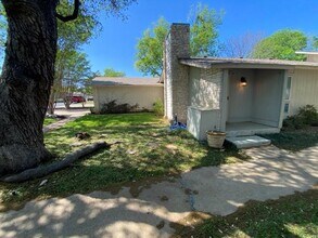 6602 Scrub Oak Ln in Austin, TX - Building Photo - Building Photo