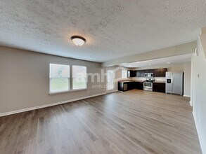 1127 Fiesta Dr in Franklin, IN - Building Photo - Building Photo