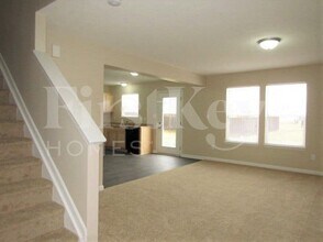 8121 Grove Berry Way in Indianapolis, IN - Building Photo - Building Photo