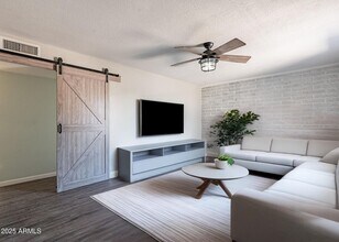 1715 E El Parque Dr in Tempe, AZ - Building Photo - Building Photo