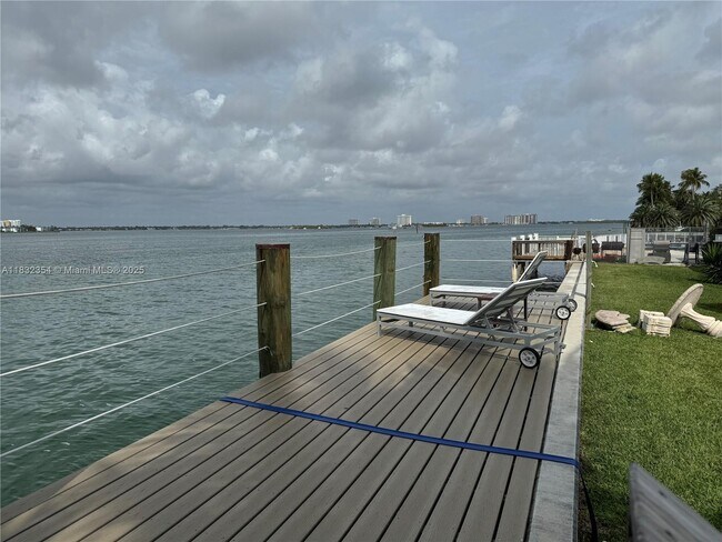 property at 2250 Bay Dr