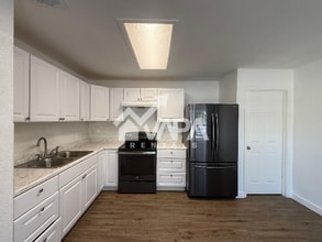 4114 Sunrise Pass in San Antonio, TX - Foto de edificio - Building Photo