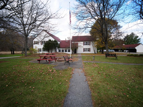 11 Hillside Ln in Chelsea, VT - Building Photo - Building Photo