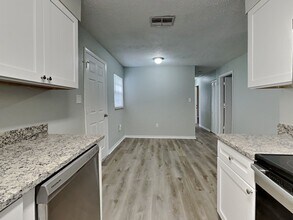 2627 E 31st Ave in Tampa, FL - Building Photo - Building Photo