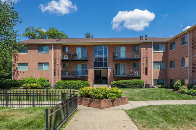 Glen Willow Apartments in Seat Pleasant, MD - Building Photo - Building Photo