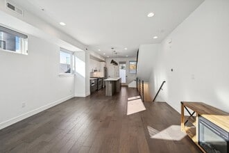 2836 W 25th Ave, Unit K202 in Denver, CO - Building Photo - Building Photo