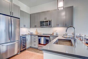 Cortland Cap Hill in Denver, CO - Building Photo