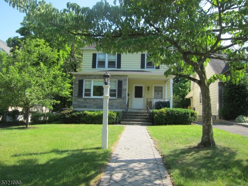 122 Wildwood Ave in Montclair, NJ - Building Photo