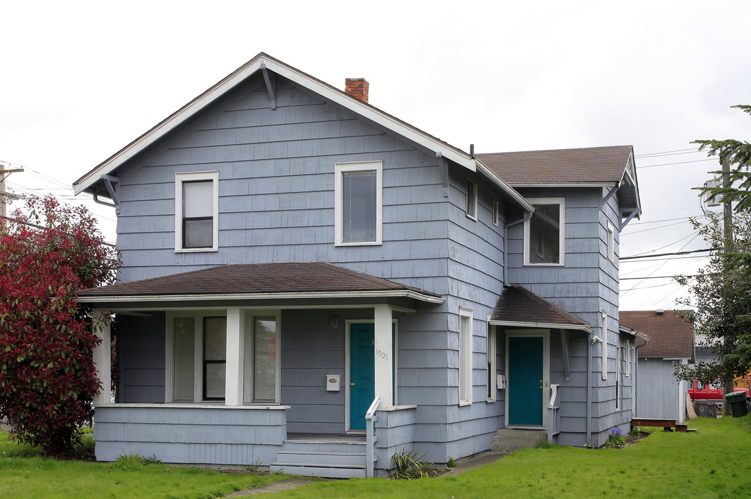 1901 Lombard Ave in Everett, WA - Building Photo