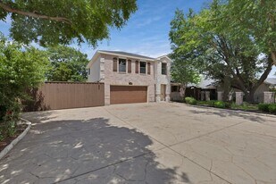 3416 Stonecrest Cir in Plano, TX - Building Photo