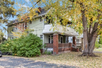 2704 Natchez Ave, Unit Down in Cleveland, OH - Building Photo - Building Photo