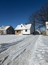 116 Arlington Cir in Wickliffe, OH - Building Photo - Building Photo