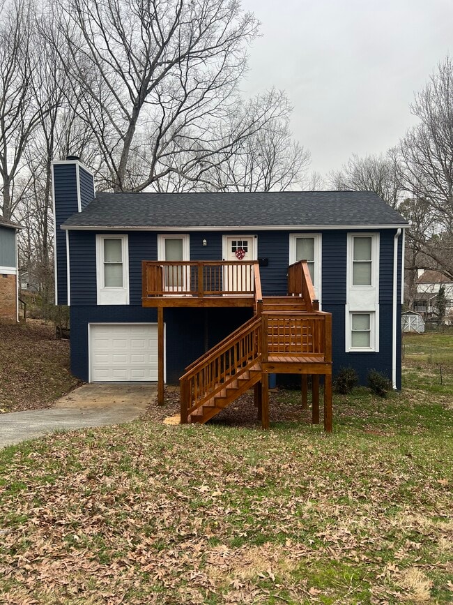 9702 Barkridge Rd