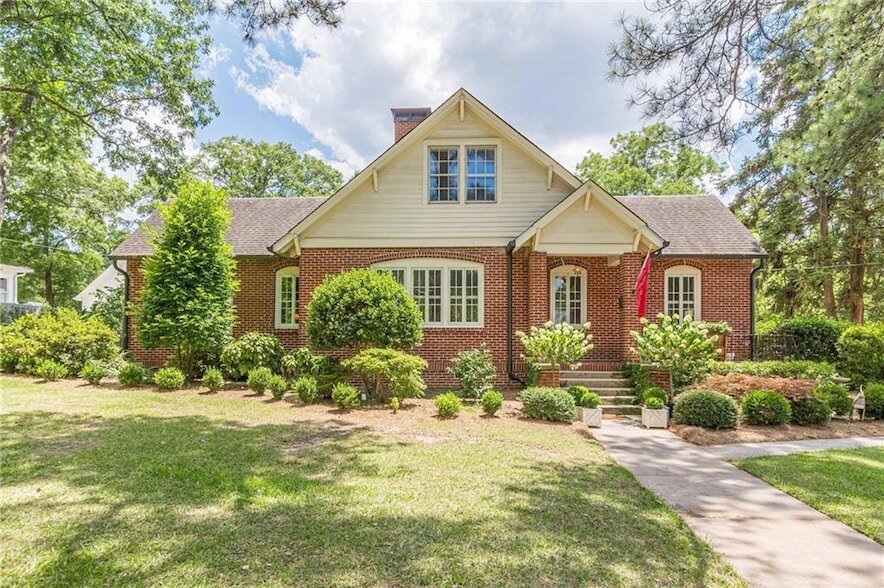 1878 Cambridge Ave in College Park, GA - Building Photo