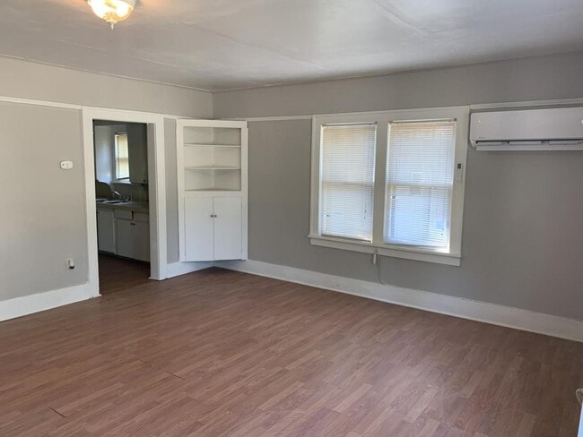 201 S Lowry St in Stillwater, OK - Building Photo - Building Photo