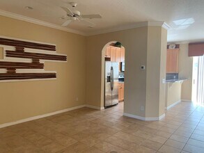 4896 Fiorazante Ave in Orlando, FL - Foto de edificio - Building Photo