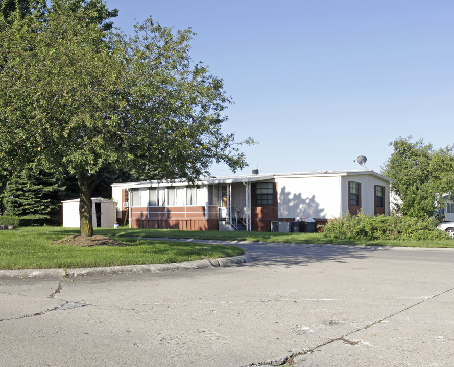 Westbrook in Macomb Township, MI - Building Photo