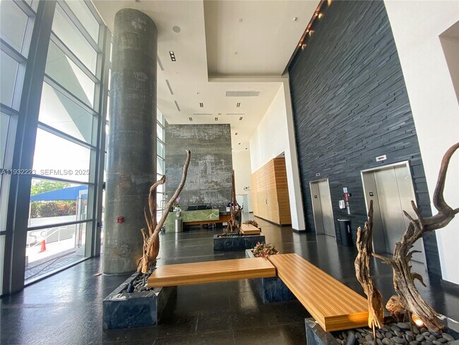 888 Biscayne Blvd in Miami, FL - Building Photo - Building Photo