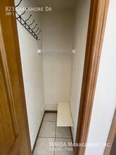 823 Lake Shore Dr in Windsor, ON - Building Photo - Building Photo