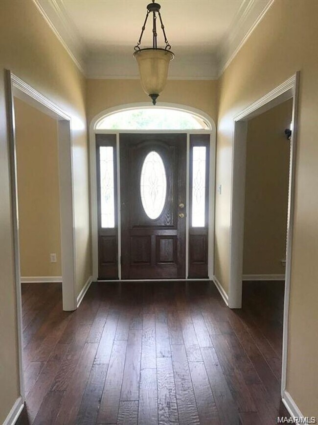 154 E Poplar St in Prattville, AL - Foto de edificio - Building Photo