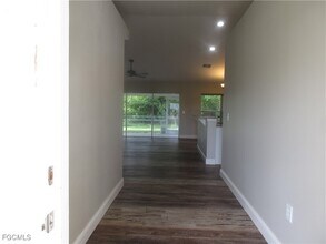 459 NE 3rd Ave in Cape Coral, FL - Building Photo - Building Photo