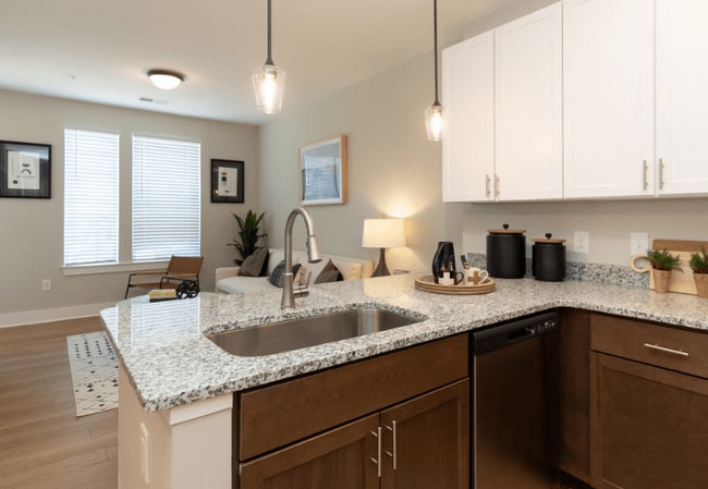 Preston Ridge in Hickory, NC - Building Photo - Building Photo