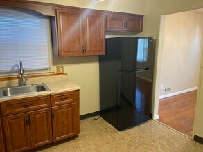 24 Grand Ave, Unit 1 in Newark, NJ - Building Photo - Building Photo