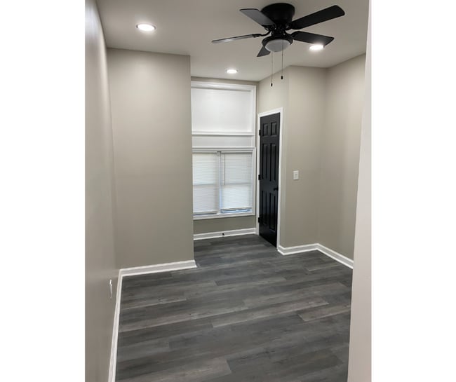 2123 Sinclair Ln in Baltimore, MD - Building Photo - Building Photo