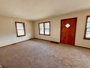 3112 S Vermont Ave in Independence, MO - Building Photo - Building Photo