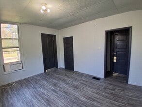 714 Bryan Ave in Danville, IL - Building Photo - Building Photo