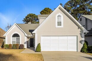 440 Fairway Ct in Newnan, GA - Building Photo