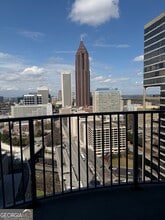 400 W Peachtree St NW in Atlanta, GA - Building Photo - Building Photo