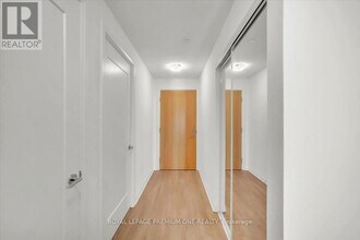 8960 Jane St in Vaughan, ON - Building Photo - Building Photo