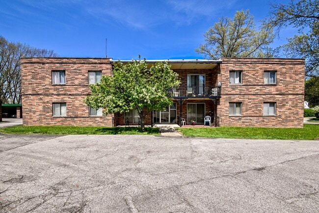 South Green Fields in South Euclid, OH - Foto de edificio - Building Photo