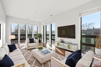 45 Marion St in Brookline, MA - Building Photo - Building Photo