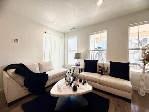 6686 W Leander Dr in South Jordan, UT - Building Photo - Building Photo