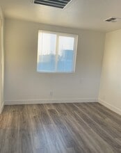 2157 Carroll St in North Las Vegas, NV - Foto de edificio - Building Photo