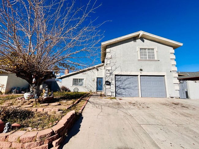 property at 3960 Comb Ct